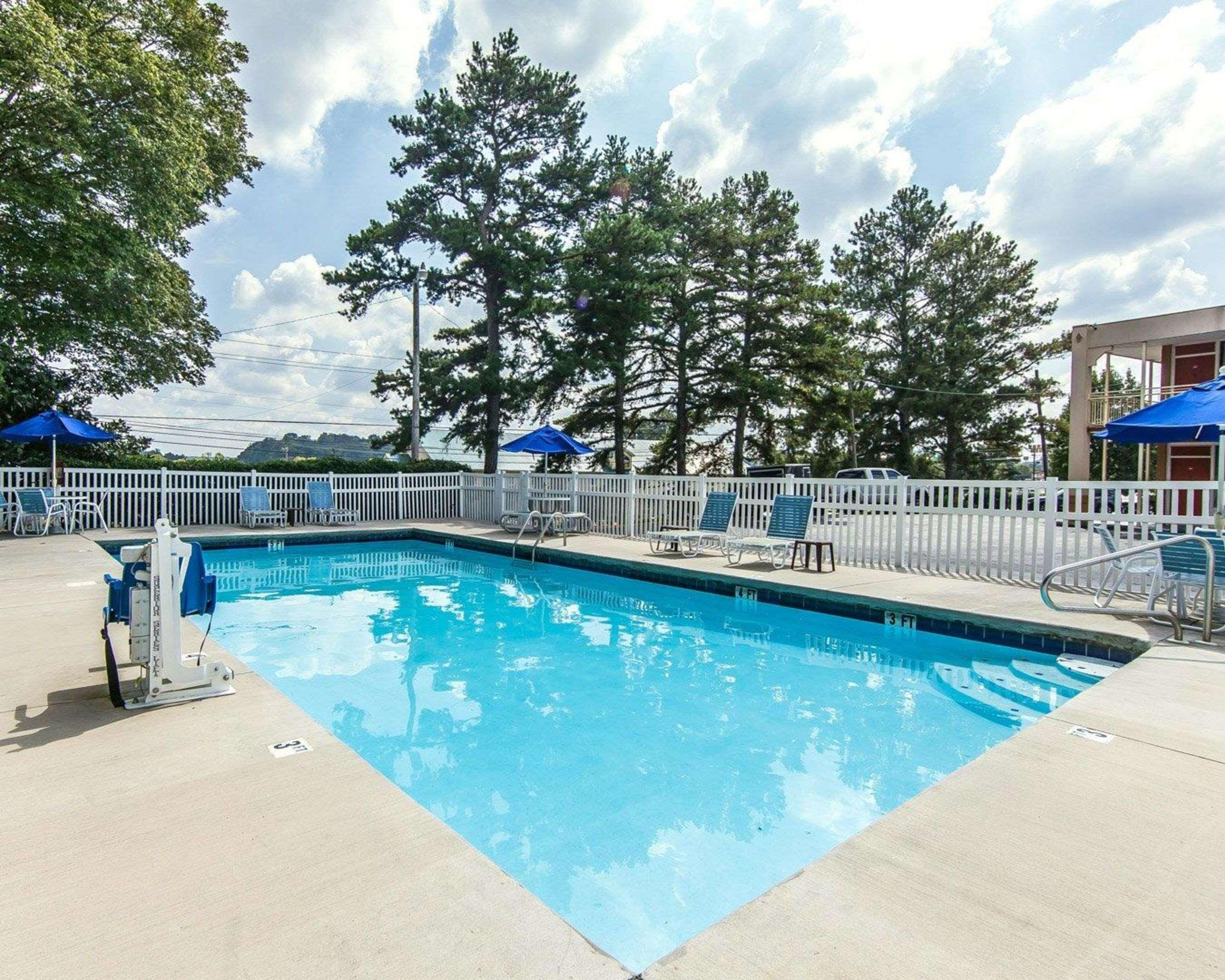 Econo Lodge Cleveland Extérieur photo